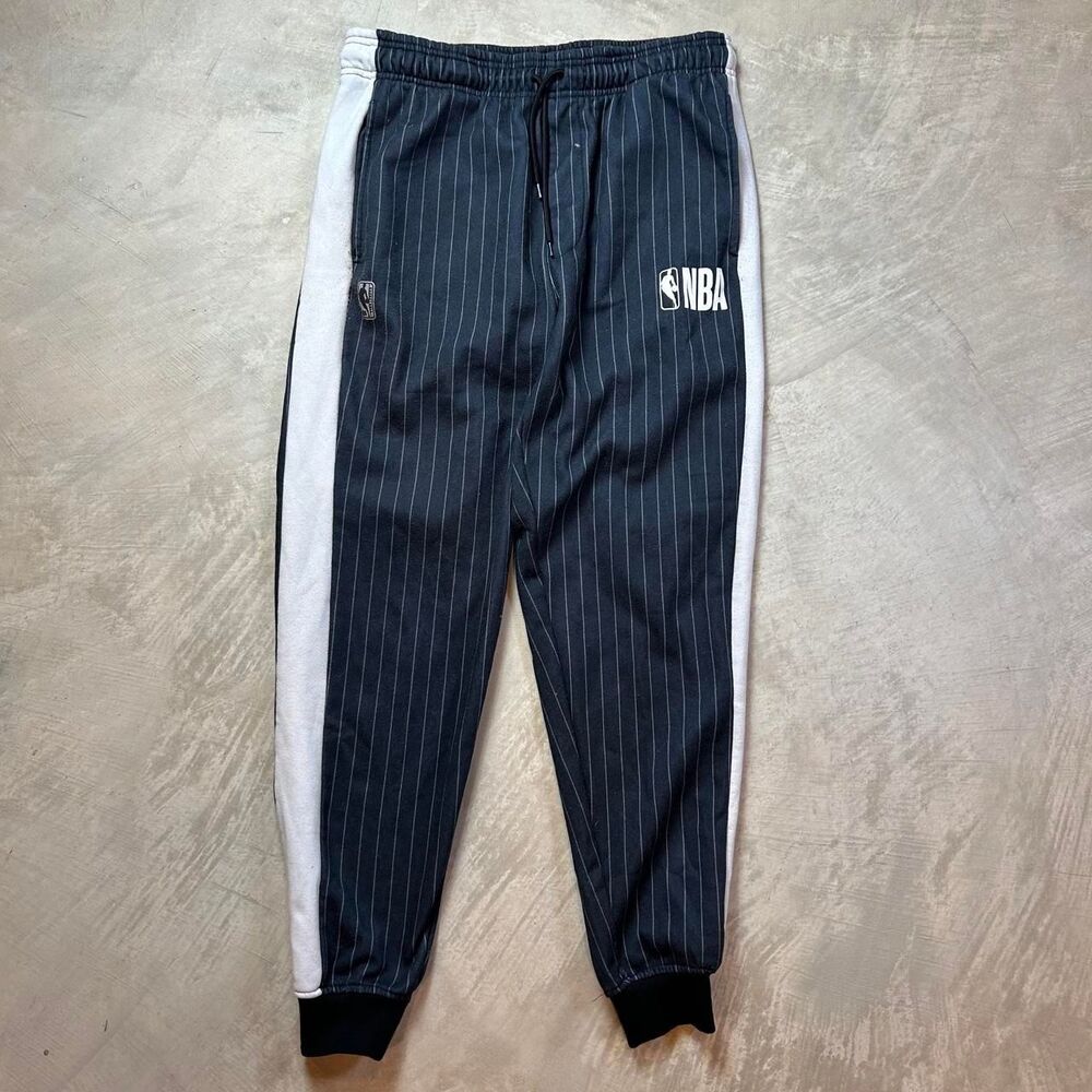 Nba Men's Black and Grey Joggers-tracksuits